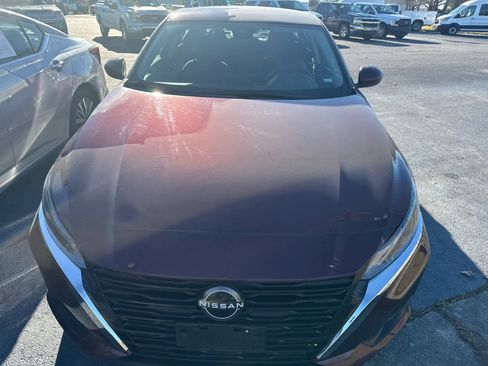 Used 2023 Nissan Altima 2.5 SV image 6