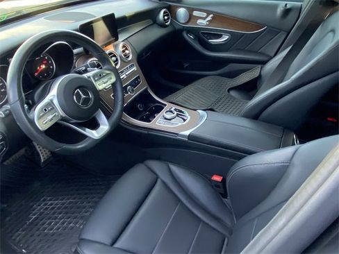 Used 2019 Mercedes-Benz C 300 Sedan image 5