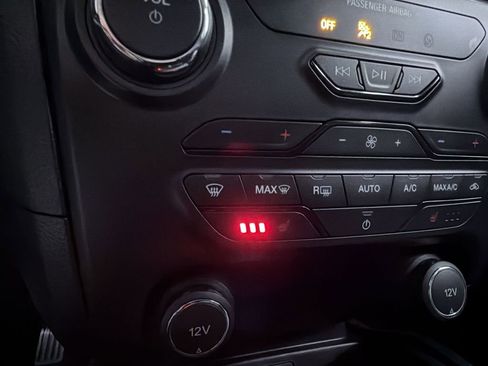 Used 2021 Ford Ranger Lariat w/ Equipment Group 501A High image 11