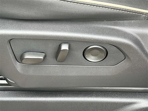 New 2026 GMC Yukon Elevation w/ LPO, Floor Liner Package image 10