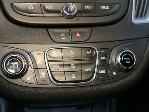 Used 2024 Chevrolet Malibu LT w/ Sport Edition FWD image 25