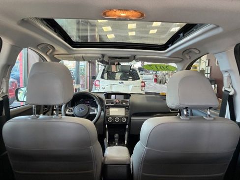 Used 2017 Subaru Forester 2.5i Limited image 14