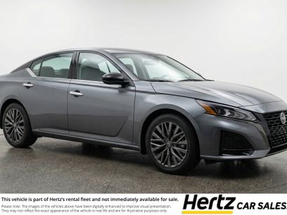 Used 2025 Nissan Altima 2.5 SV