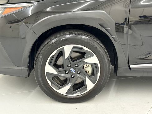 Used 2024 Subaru Crosstrek 2.5i Limited w/ Crosstrek Mirror Package AWD/4WD image 9