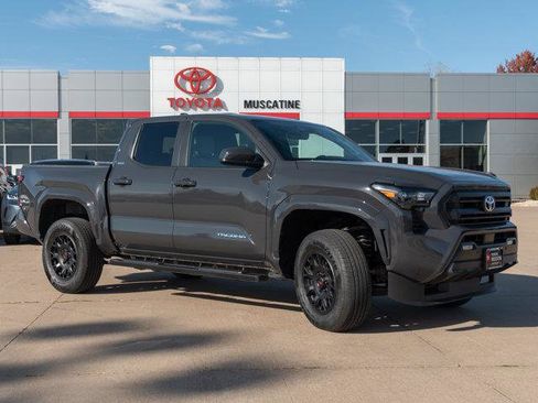 Certified 2025 Toyota Tacoma SR5 image 1