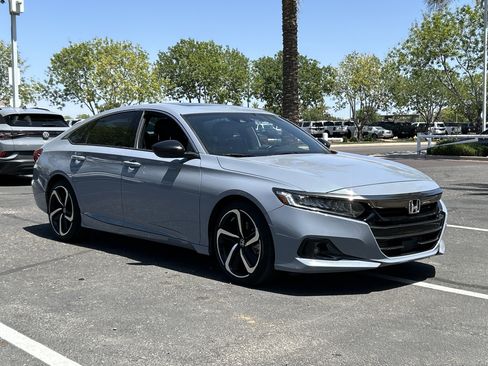 Used 2022 Honda Accord Sport image 6