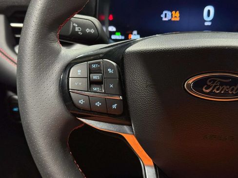 Used 2026 Ford Explorer ST-Line w/ ST-Line Street Pack AWD/4WD image 8