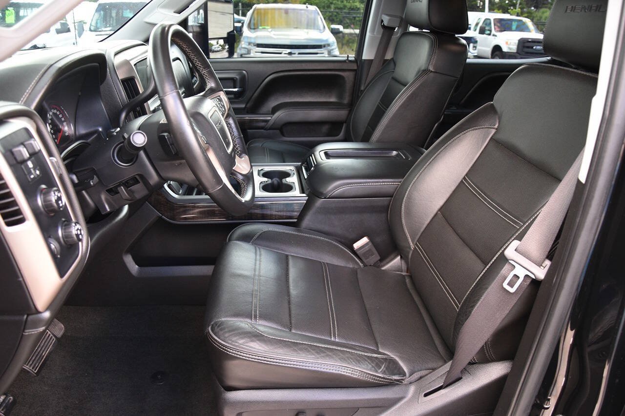 Used 2015 GMC Sierra 2500 Denali AWD/4WD image 9
