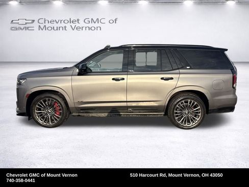 Used 2024 Cadillac Escalade V image 2