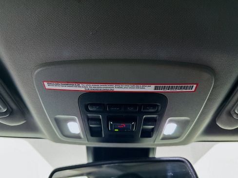 Used 2022 Toyota Camry SE w/ Audio Upgrade Package image 18