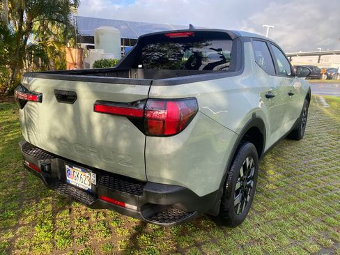 Certified 2025 Hyundai Santa Cruz SE image 25