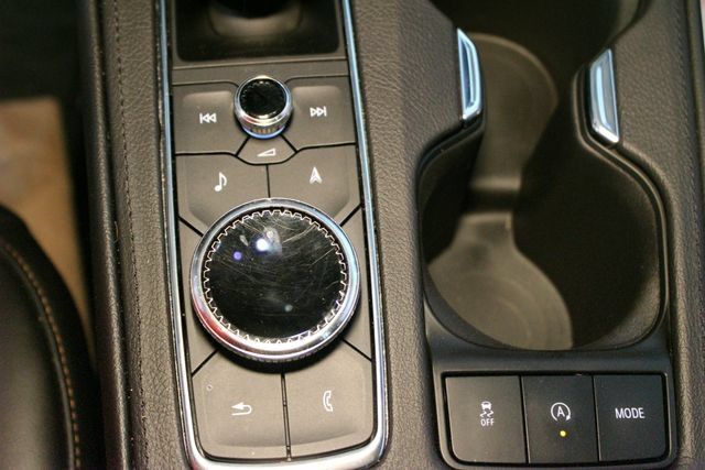 Used 2023 Cadillac XT4 Sport w/ Sun And Sound Package AWD/4WD image 29