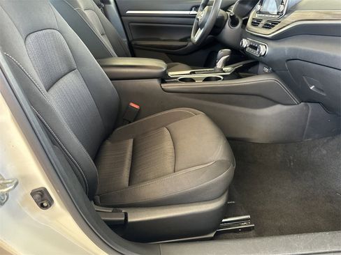 Used 2023 Nissan Altima 2.5 SV image 36