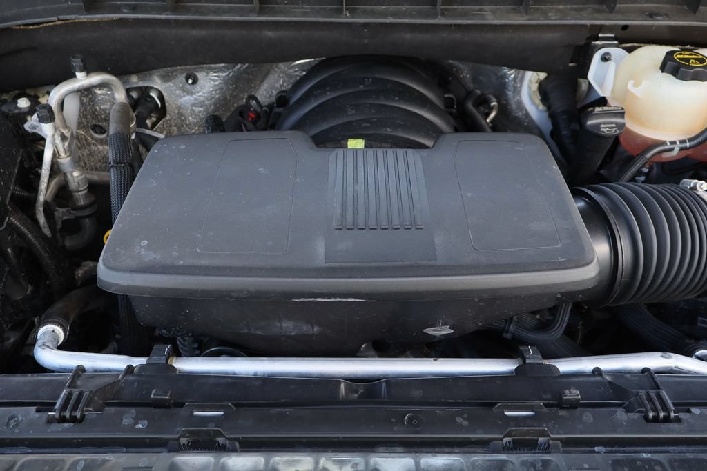 Certified 2025 GMC Sierra 1500 SLT RWD image 29