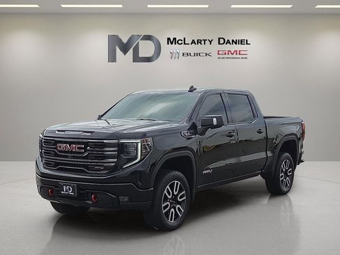 Certified 2025 GMC Sierra 1500 AT4 w/ AT4 Premium Package AWD/4WD image 2