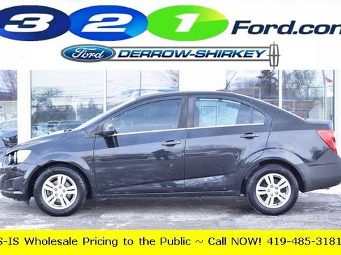 Used 2014 Chevrolet Sonic LT image 2