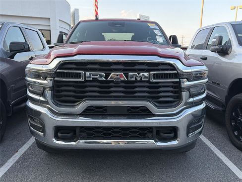Used 2026 RAM 2500 Big Horn AWD/4WD image 2