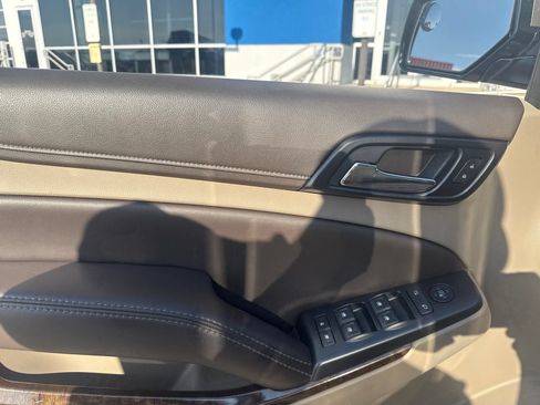 Used 2016 Chevrolet Tahoe LS RWD image 14