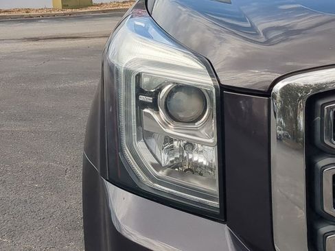 Used 2018 GMC Yukon SLT w/ Open Road Package image 9