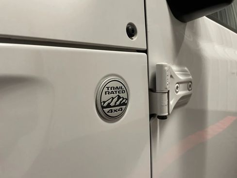 Used 2019 Jeep Wrangler Unlimited Sport S image 16