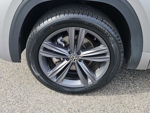 Used 2022 Volkswagen Atlas SEL R-Line AWD/4WD image 7