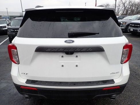 Certified 2023 Ford Explorer XLT w/ Equipment Group 202A image 7