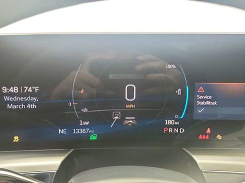 Used 2024 Cadillac Lyriq Luxury image 41