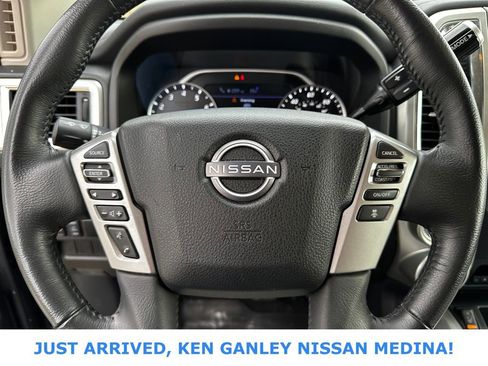 Certified 2024 Nissan Titan SV w/ SV Convenience Package image 12