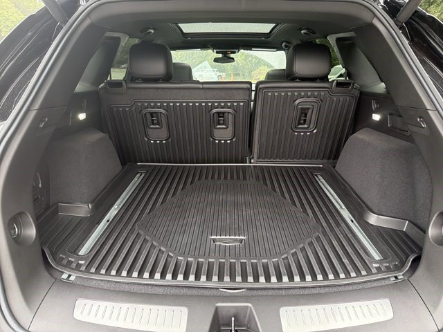 Certified 2023 Cadillac XT5 Premium Luxury FWD image 18