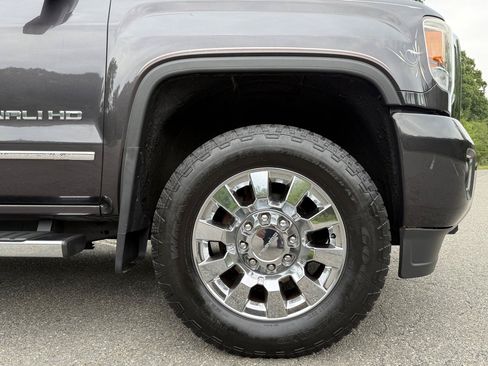 Used 2016 GMC Sierra 2500 Denali AWD/4WD image 10