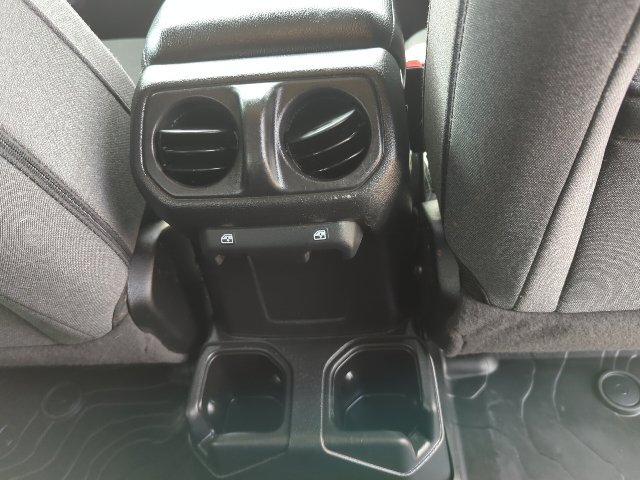 Used 2024 Jeep Wrangler Unlimited Sport AWD/4WD image 21