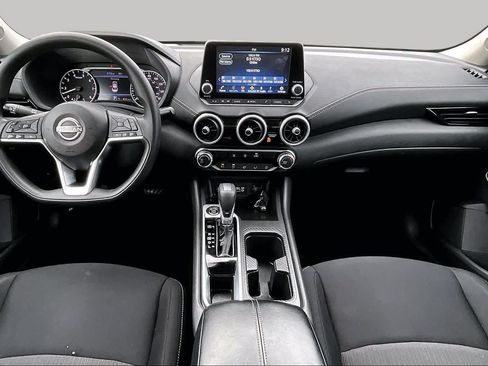 Used 2024 Nissan Sentra SV FWD image 16
