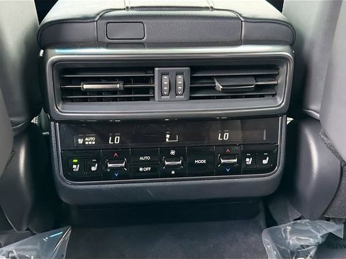 Used 2023 Lexus LX 600 F Sport image 21