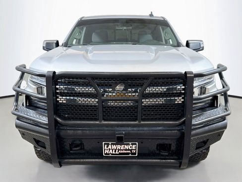 Used 2021 Chevrolet Silverado 1500 LT w/ Texas Edition Plus AWD/4WD image 2