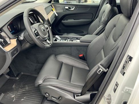 New 2026 Volvo XC60 B5 Ultra w/ Protection Package Premier AWD/4WD image 16