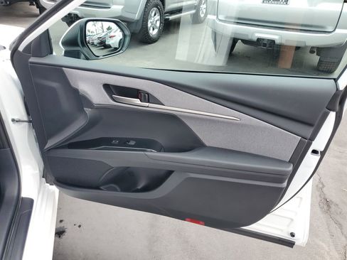 Used 2025 Toyota Camry LE image 34