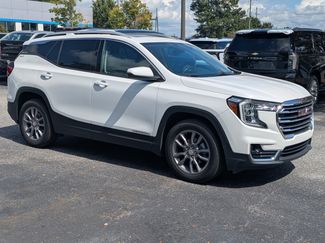 Used 2022 GMC Terrain SLT w/ Infotainment Package II FWD video 2