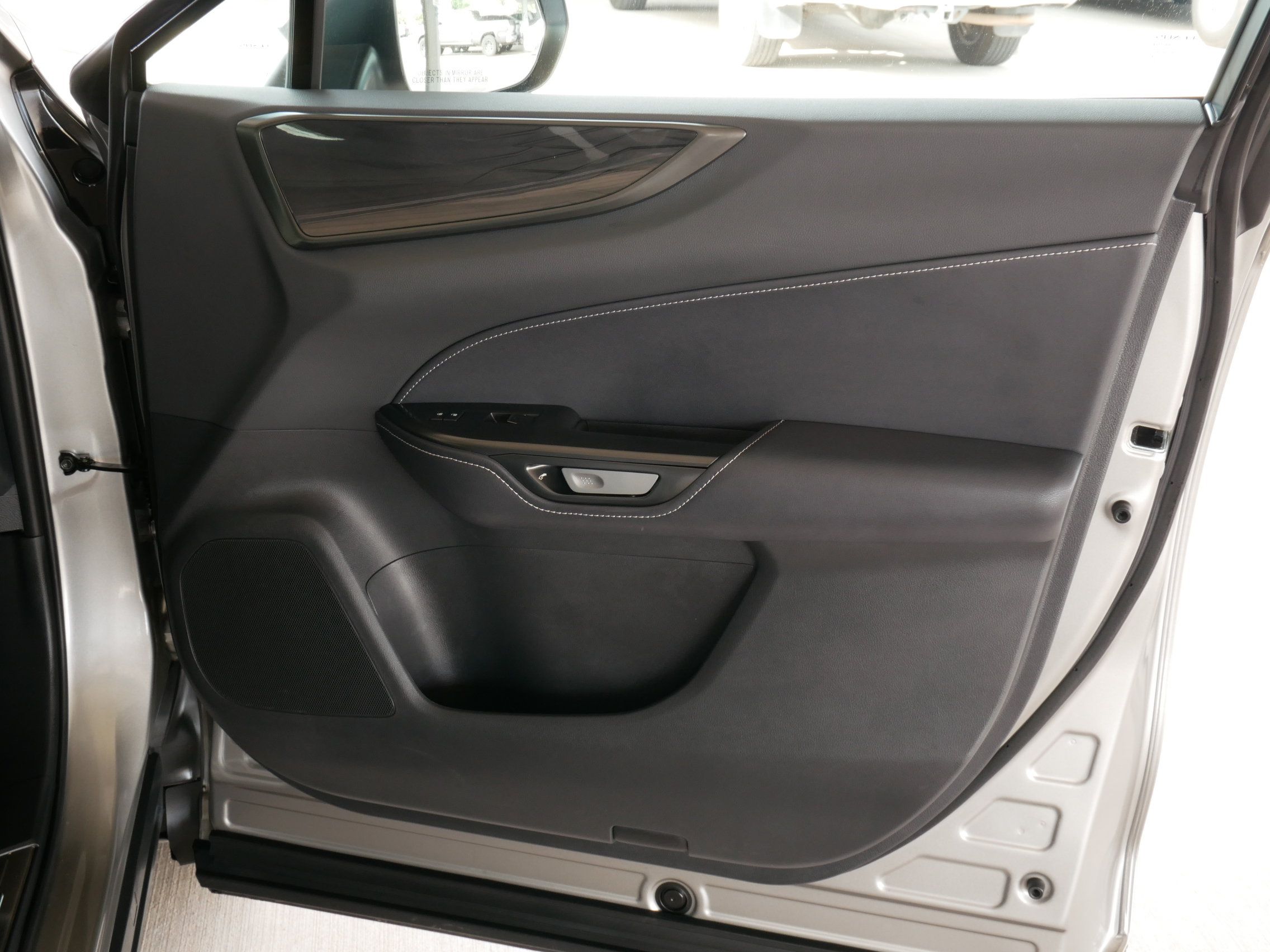 Used 2026 Lexus NX 350h AWD w/ Accessory Package (2T) image 12