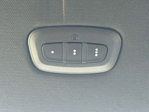 Used 2025 RAM 1500 Laramie w/ Sport Appearance Package image 26