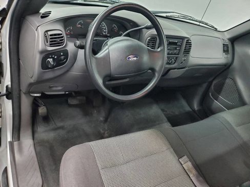 Used 2004 Ford F150 XL image 5