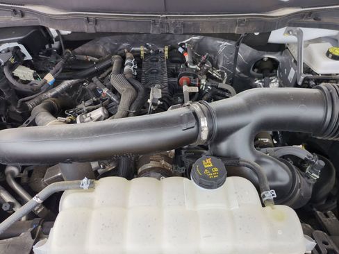 Used 2025 Ford F150 XLT w/ Equipment Group 301A Standard RWD image 27