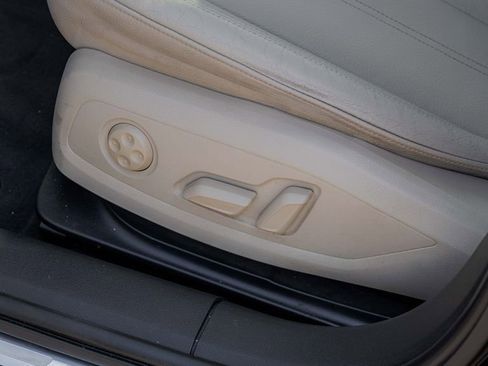 Used 2017 Audi A4 2.0T Ultra Premium w/ Convenience Package image 20