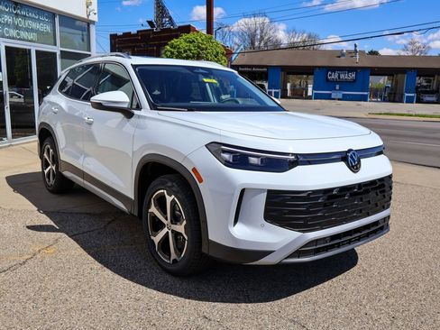 New 2026 Volkswagen Tiguan SE AWD/4WD image 7