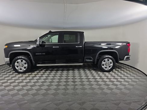 Used 2021 Chevrolet Silverado 2500 LTZ w/ LTZ Plus Package image 2