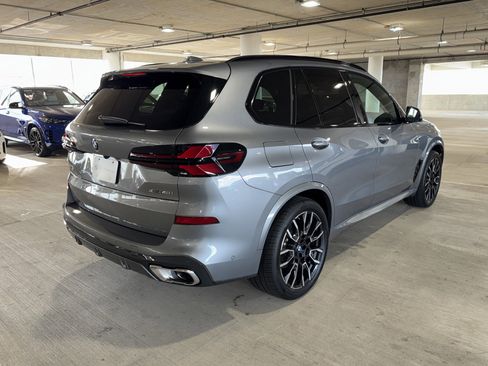 New 2026 BMW X5 xDrive40i w/ M Sport Package image 7