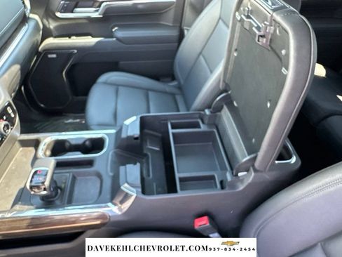 Used 2025 Chevrolet Silverado 1500 LT Trail Boss w/ LT Trail Boss Premium Package AWD/4WD image 15