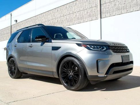 Used 2017 Land Rover Discovery HSE Luxury image 2