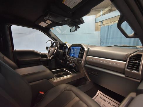Used 2022 Ford F250 Platinum AWD/4WD image 30