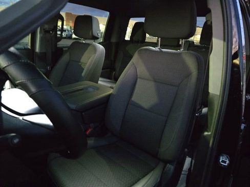 Used 2023 Chevrolet Silverado 1500 Custom image 14