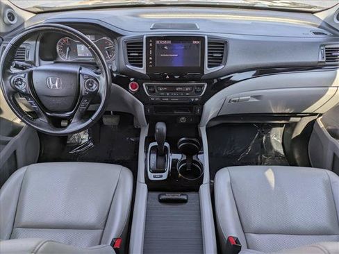 Used 2017 Honda Ridgeline RTL-E image 16